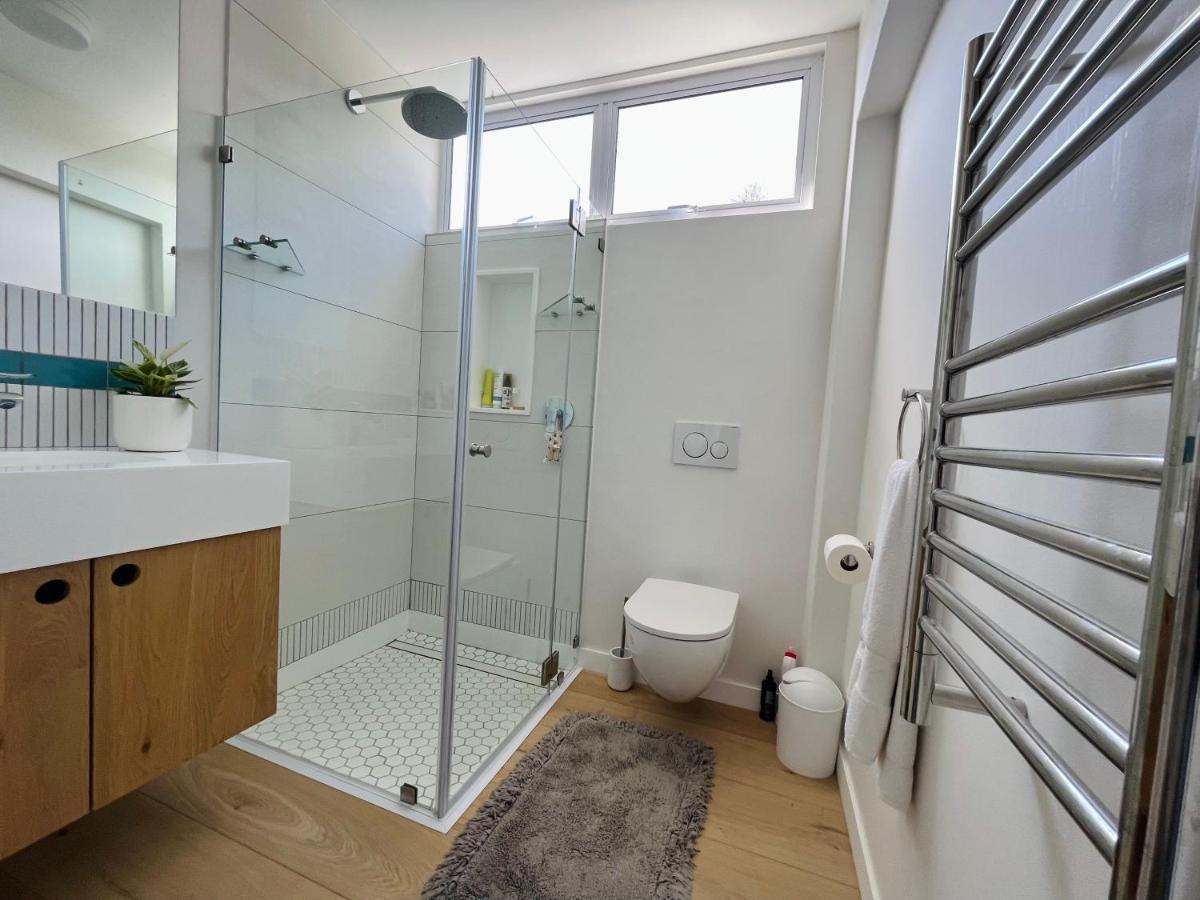 Moonshine - Two Bedroom House With Inverter Kapsztad Zewnętrze zdjęcie