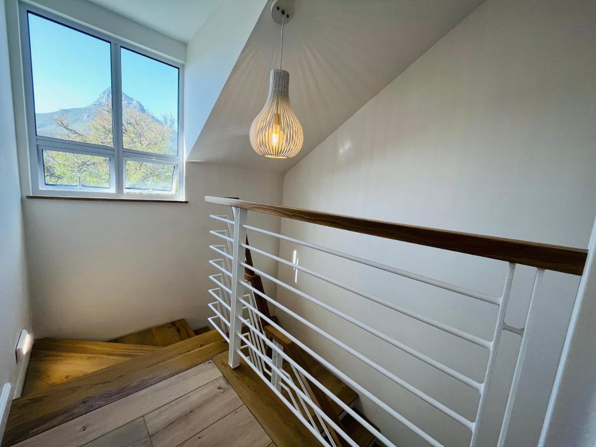 Moonshine - Two Bedroom House With Inverter Kapsztad Zewnętrze zdjęcie